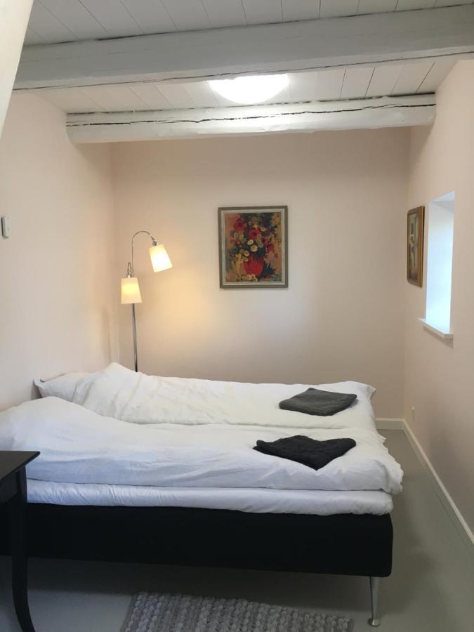 Vita Og Pouls Gard - Guesthouse Viby Bagian luar foto