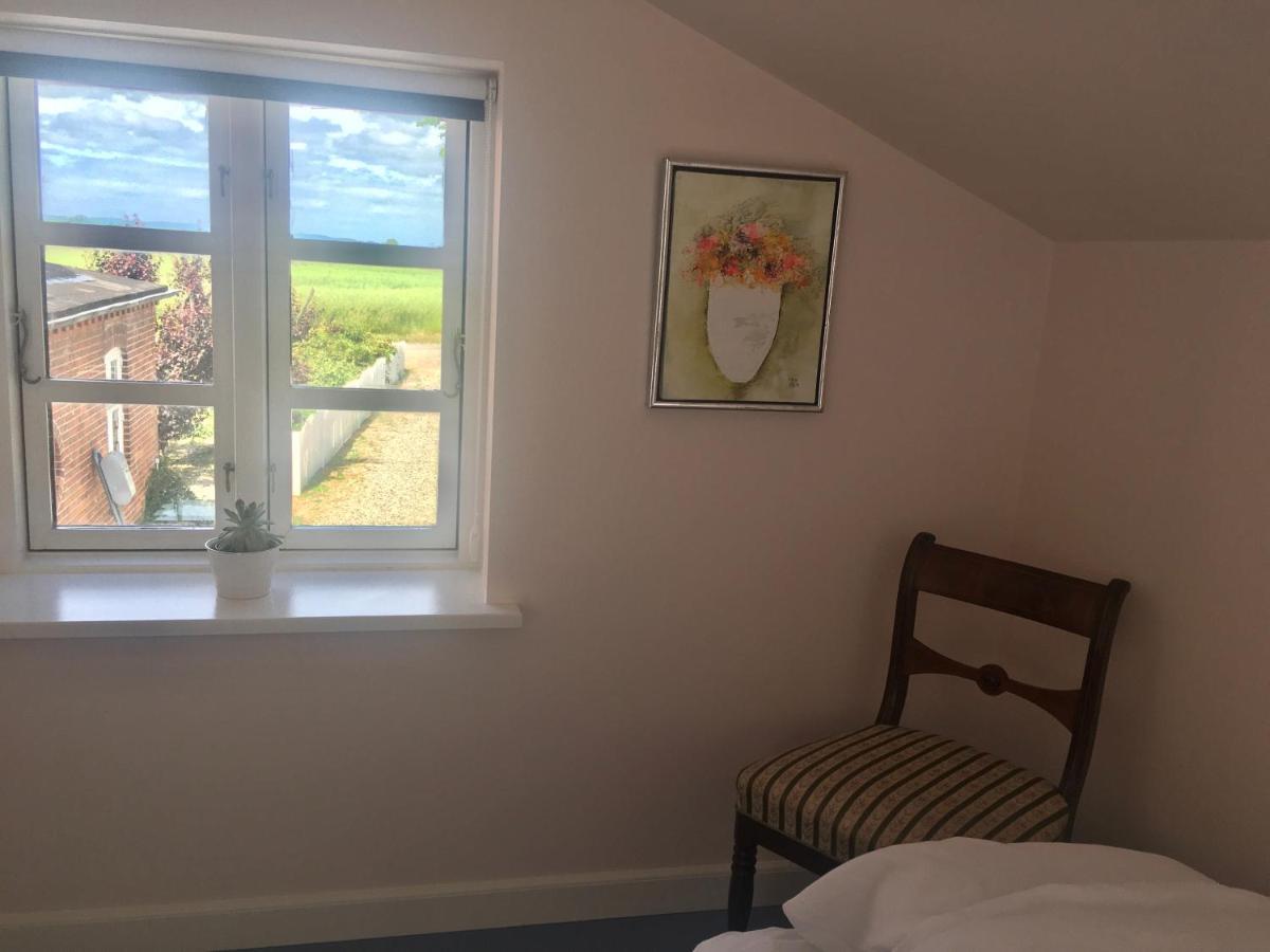 Vita Og Pouls Gard - Guesthouse Viby Bagian luar foto