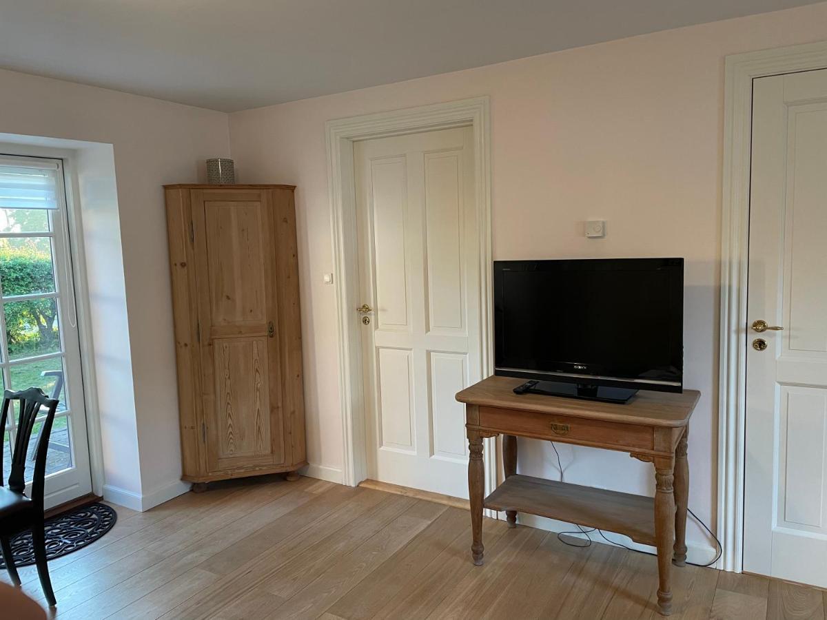 Vita Og Pouls Gard - Guesthouse Viby Bagian luar foto