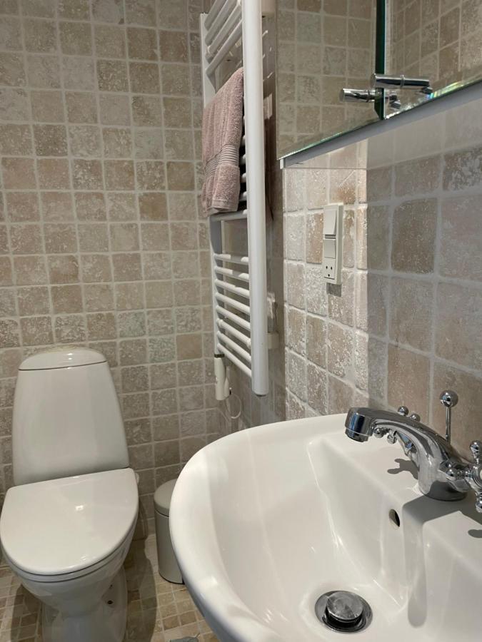 Vita Og Pouls Gard - Guesthouse Viby Bagian luar foto