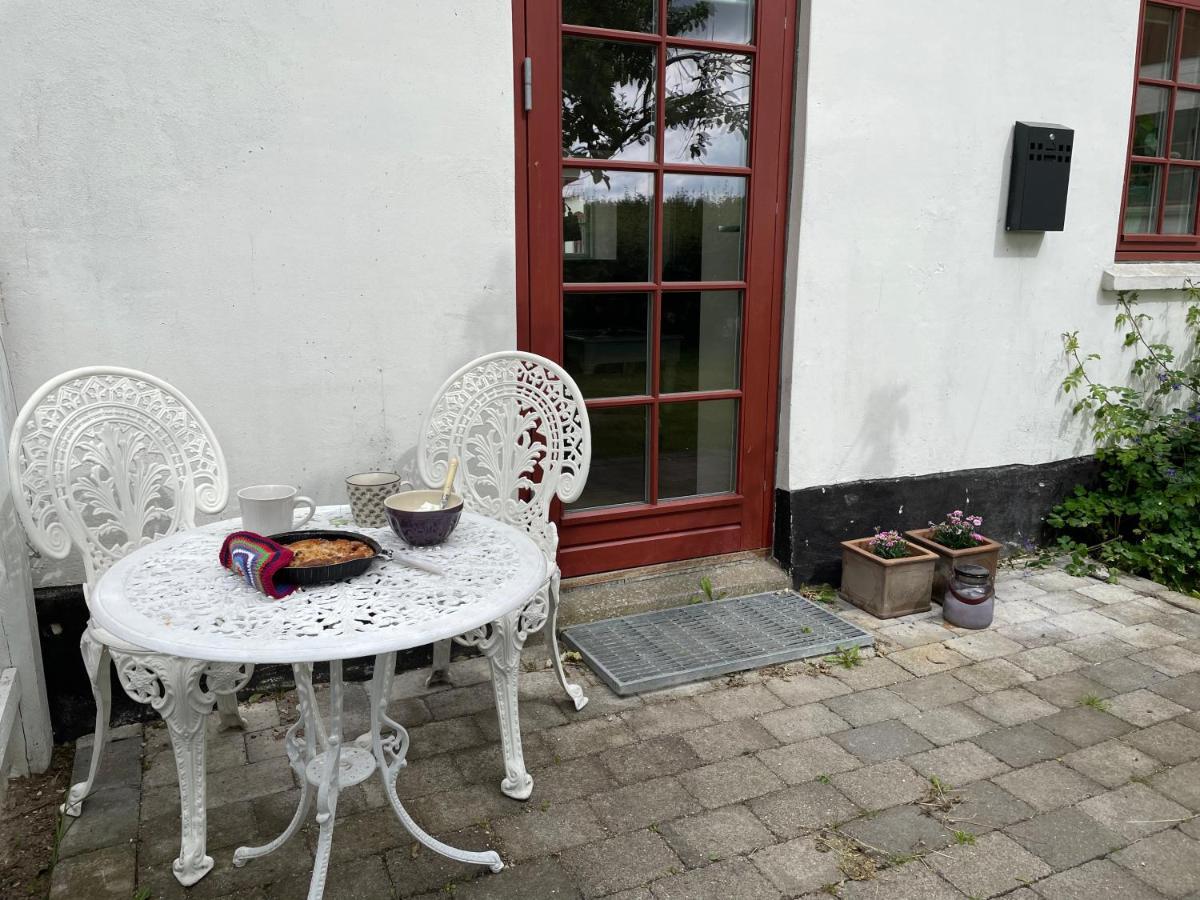 Vita Og Pouls Gard - Guesthouse Viby Bagian luar foto